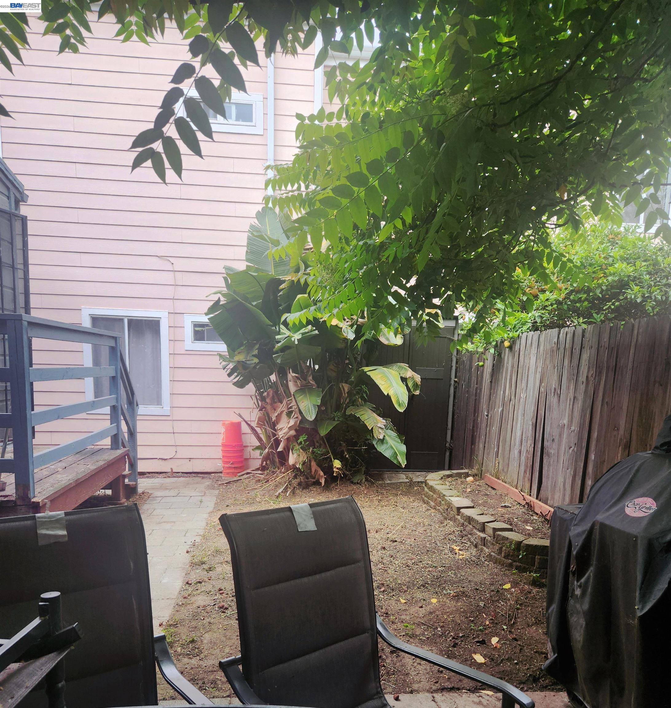 502 Lewis Street Oakland, CA 94607 - Photo 25 of 26