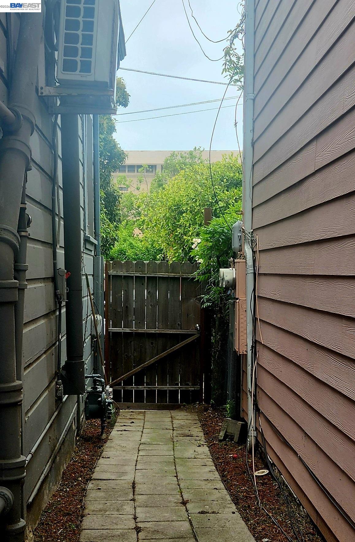 502 Lewis Street Oakland, CA 94607 - Photo 26 of 26