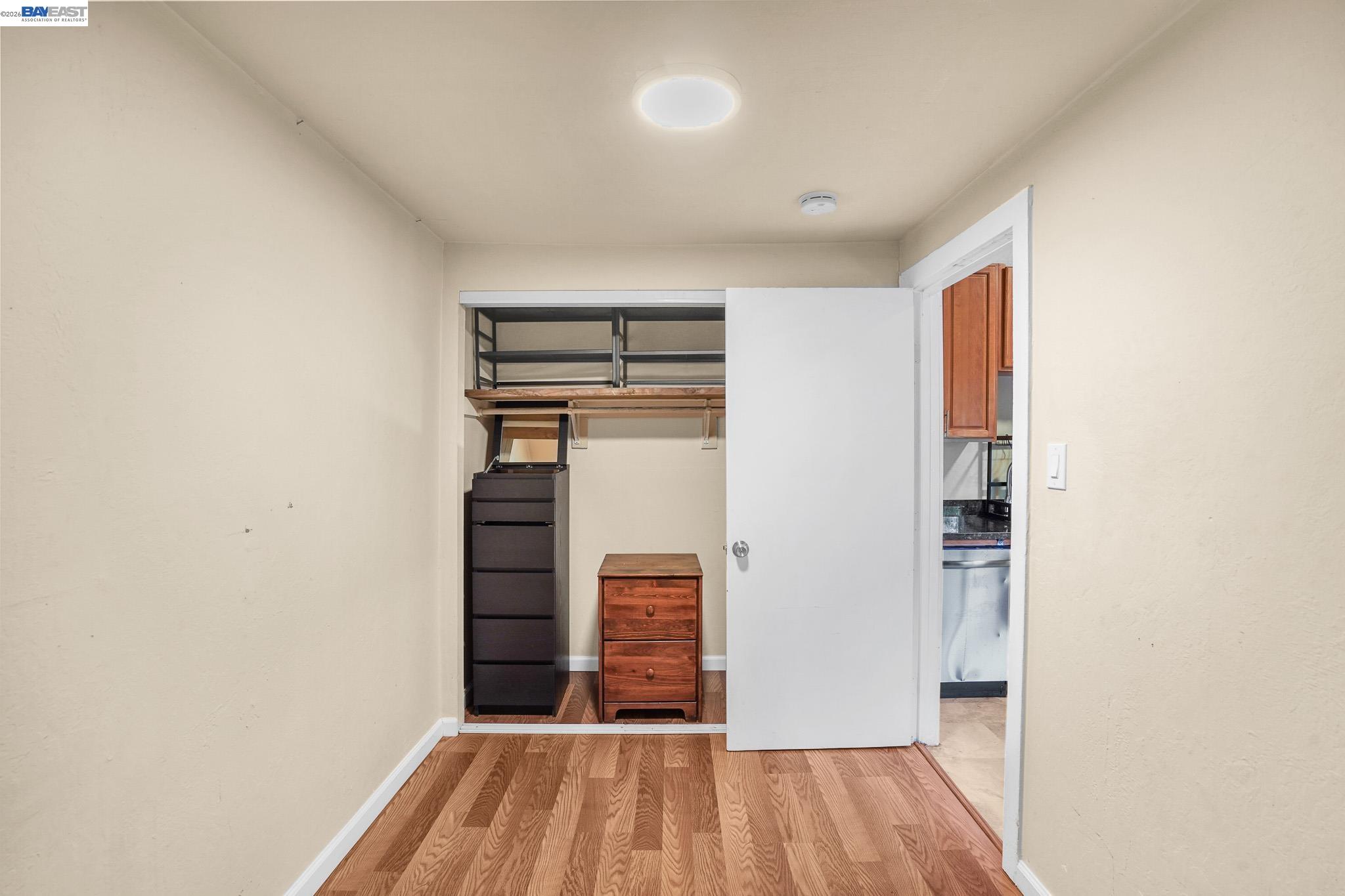 502 Lewis Street Oakland, CA 94607 - Photo 10 of 26