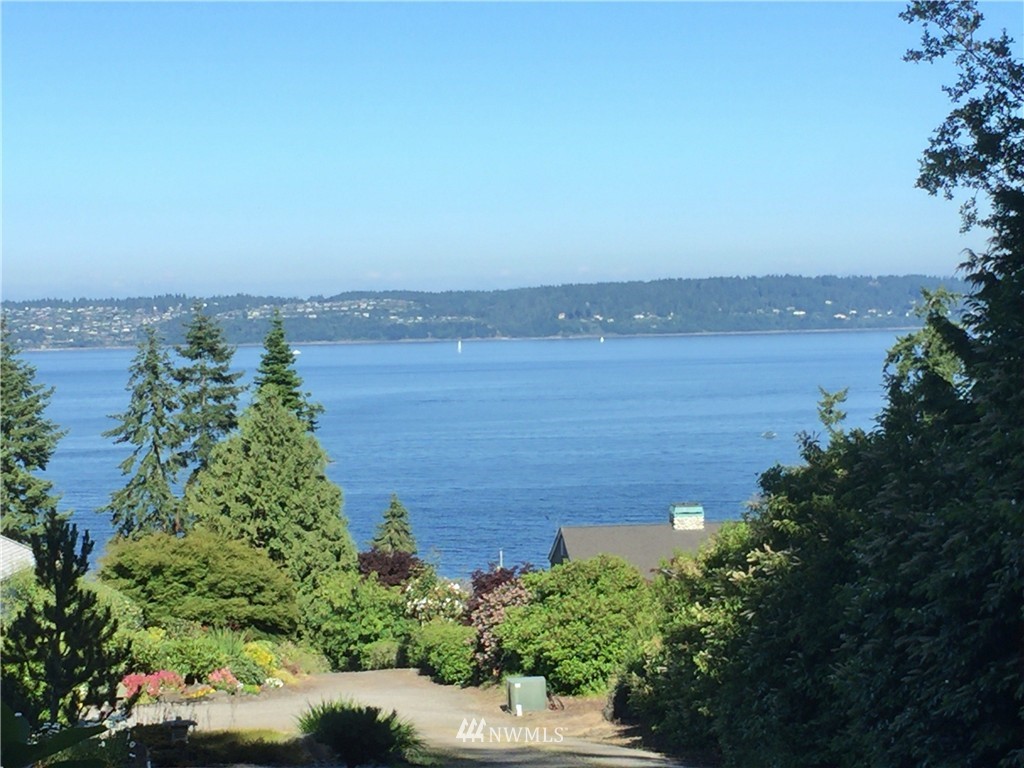 21405 President Point Road Northeast Kingston, WA 98346 - Photo 5 of 17 Gallery Image 5