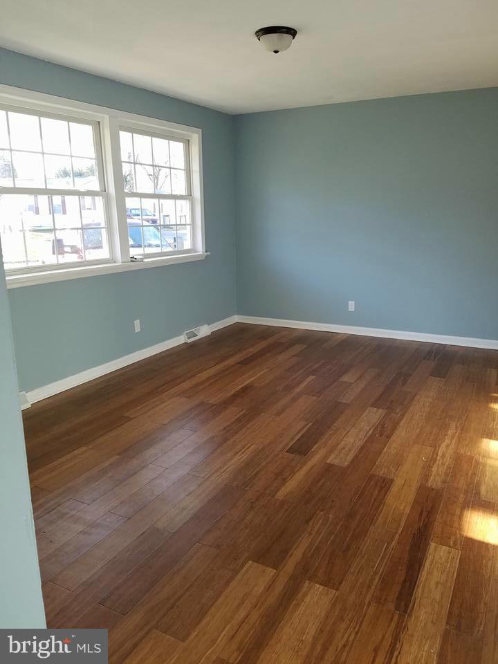 234 Sycamore Road Elkton, MD 21921 - Photo 20 of 22 Living Room