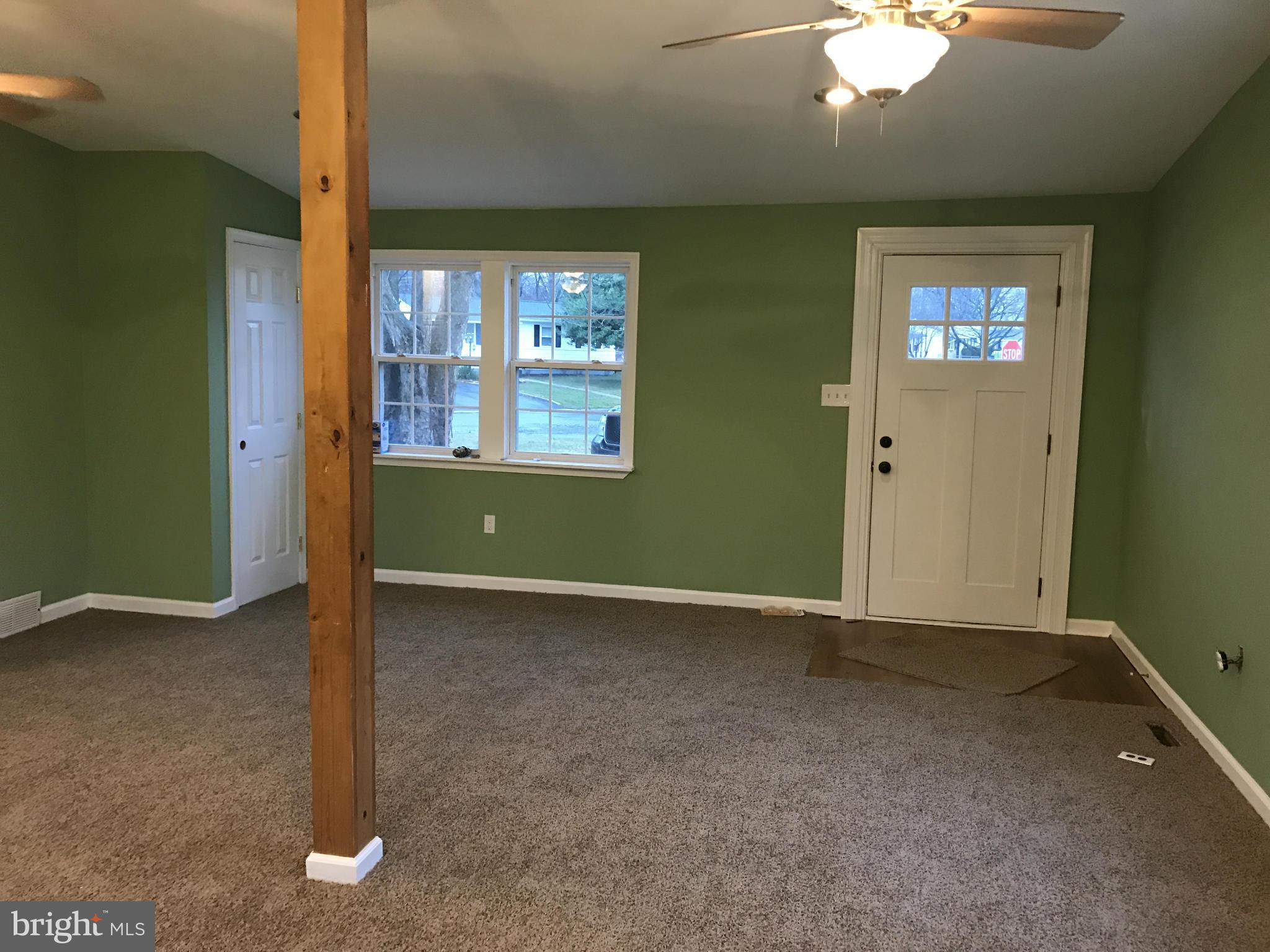 234 Sycamore Road Elkton, MD 21921 - Photo 9 of 22 Living Room