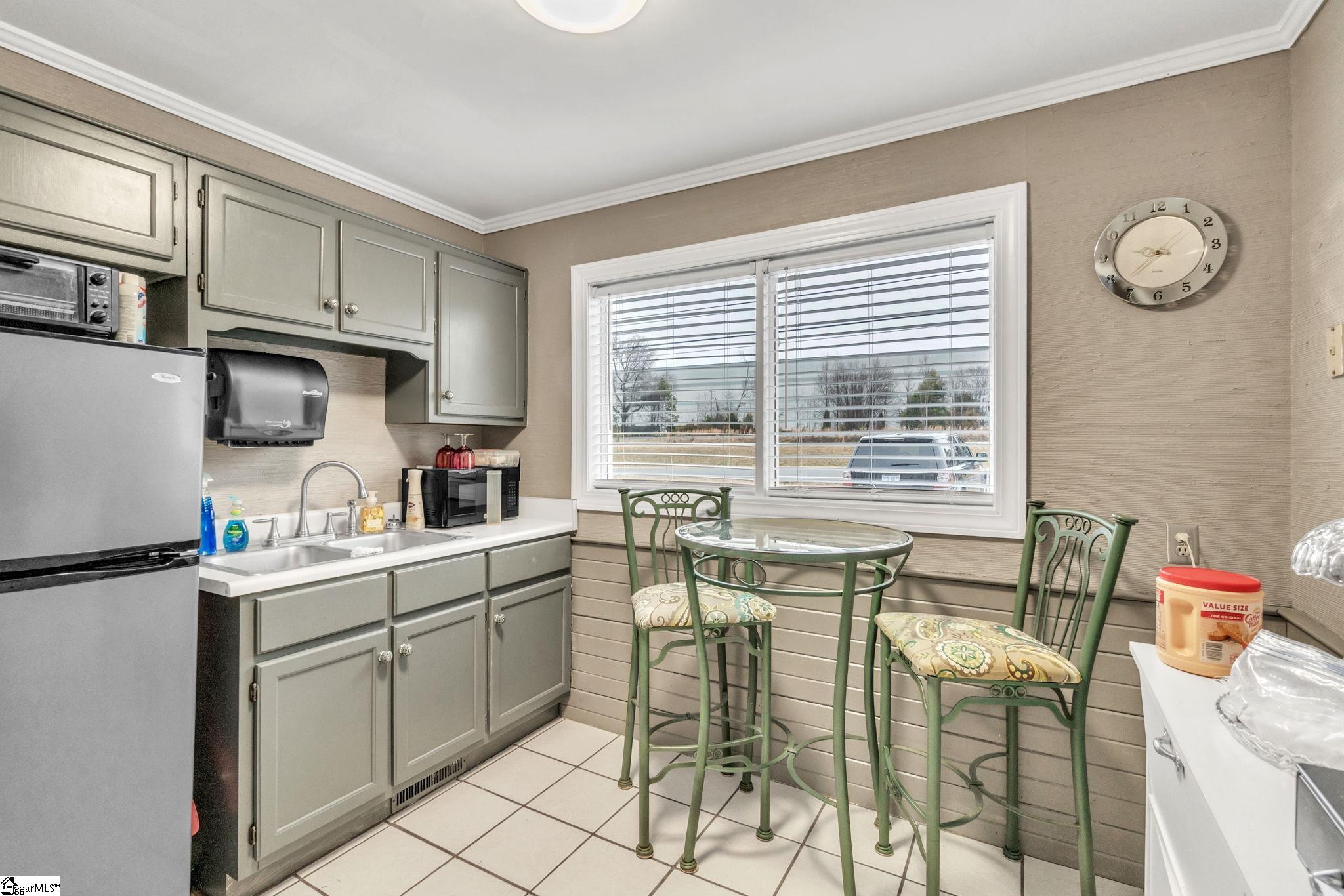 140 Neely Ferry Road Simpsonville, SC 29680 - Photo 8 of 27 Gallery Image 8