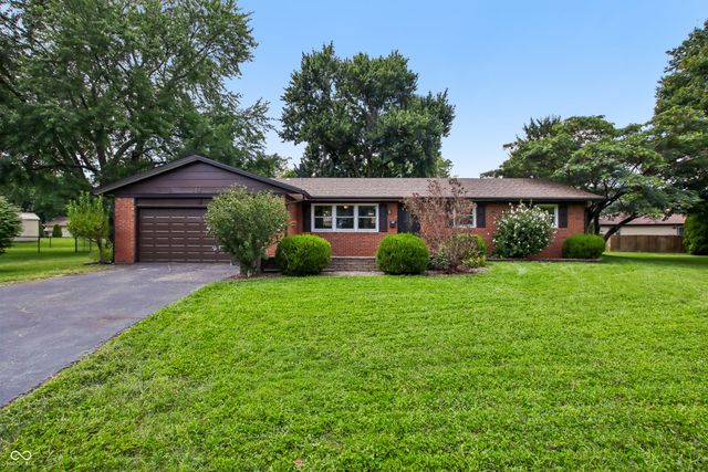 $319,000 | 52 North Dawn Drive, Franklin, IN 46131