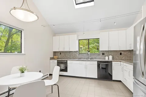 $815,000 | 43 Powder Horn Road, Cortlandt Manor, NY 10567