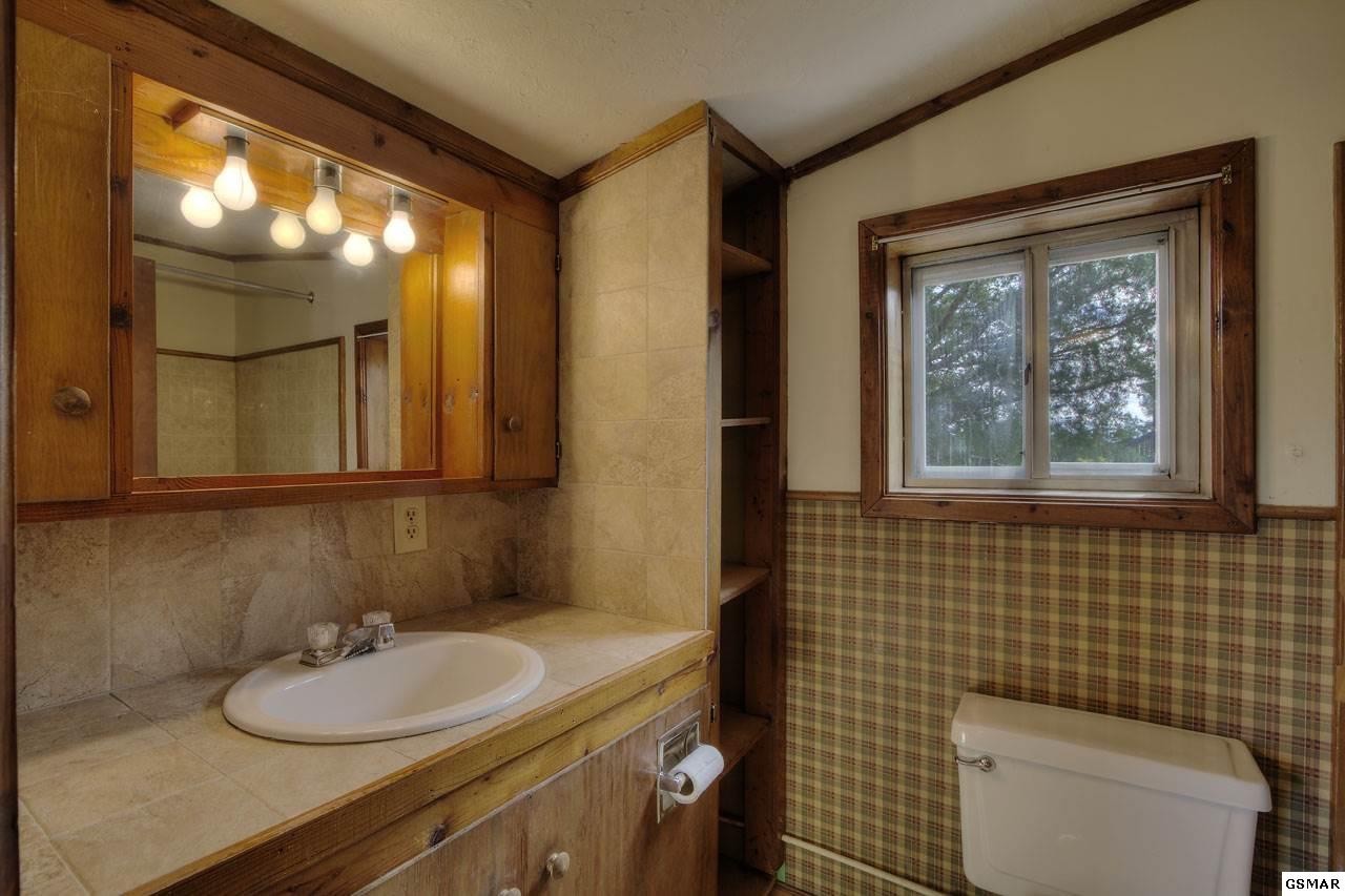 1505 Parrotts Chapel Road Sevierville, TN 37876 - Photo 12 of 36