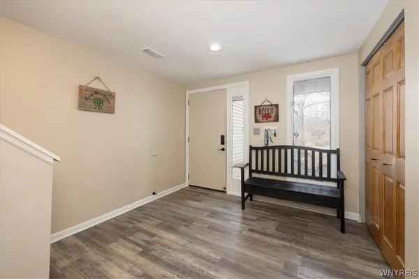 $315,000 | 37 Tunbridge Walke, East Aurora, NY 14052