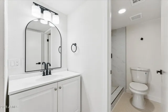 $285,000 | 1942 South Emerson, Unit 107, Mesa, AZ 85210