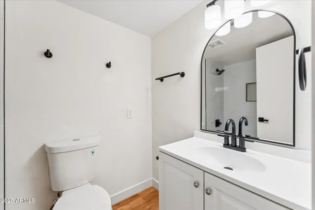 $285,000 | 1942 South Emerson, Unit 107, Mesa, AZ 85210