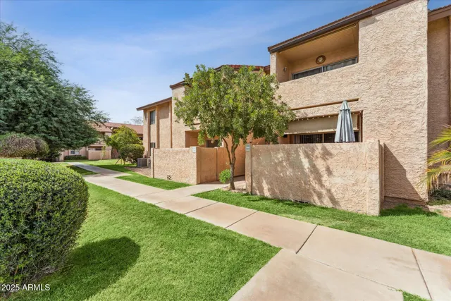 $285,000 | 1942 South Emerson, Unit 107, Mesa, AZ 85210