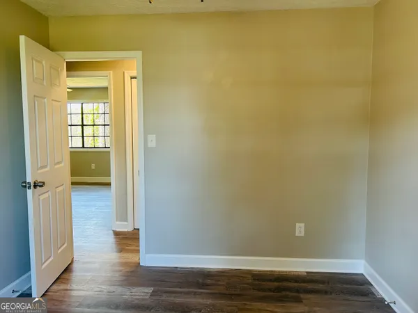 $1,995 | 6165 Radford Drive, Riverdale, GA 30296