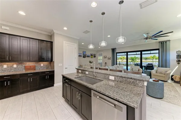 $995,000 | 10215 Marbella Drive, Bradenton, FL 34211