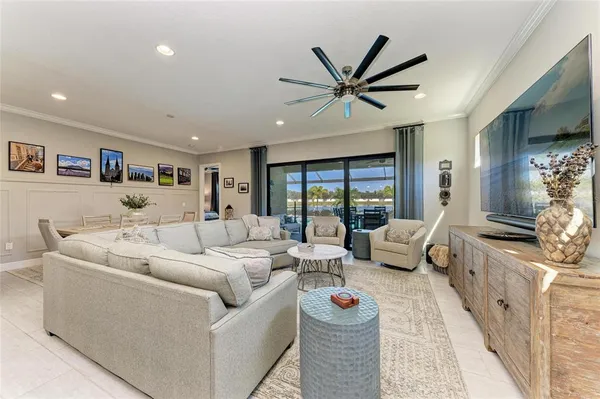 $995,000 | 10215 Marbella Drive, Bradenton, FL 34211
