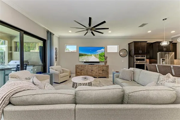 $995,000 | 10215 Marbella Drive, Bradenton, FL 34211