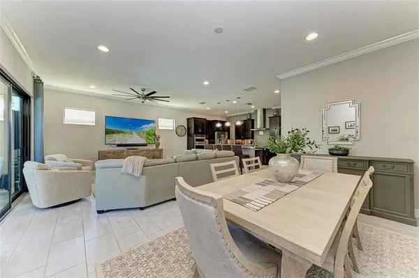 $995,000 | 10215 Marbella Drive, Bradenton, FL 34211