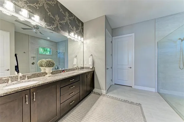 $995,000 | 10215 Marbella Drive, Bradenton, FL 34211