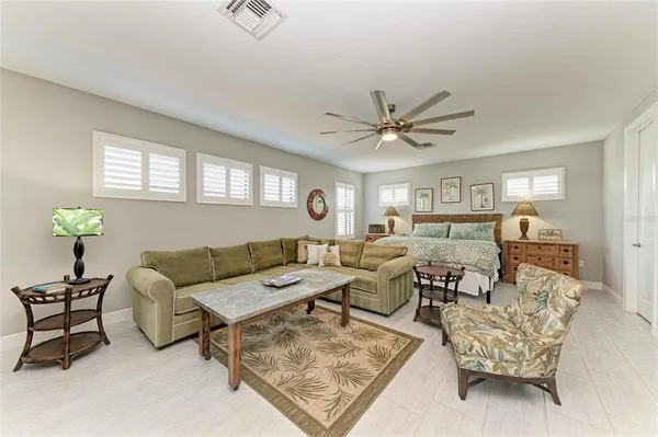 $995,000 | 10215 Marbella Drive, Bradenton, FL 34211
