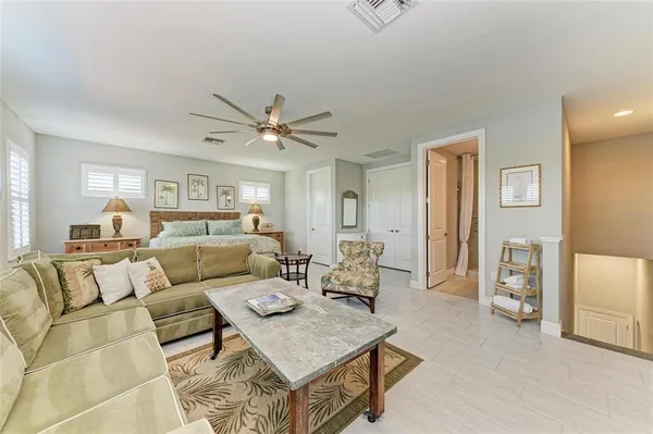 $995,000 | 10215 Marbella Drive, Bradenton, FL 34211