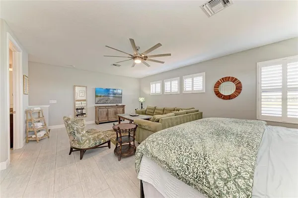 $995,000 | 10215 Marbella Drive, Bradenton, FL 34211