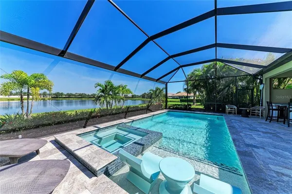 $995,000 | 10215 Marbella Drive, Bradenton, FL 34211