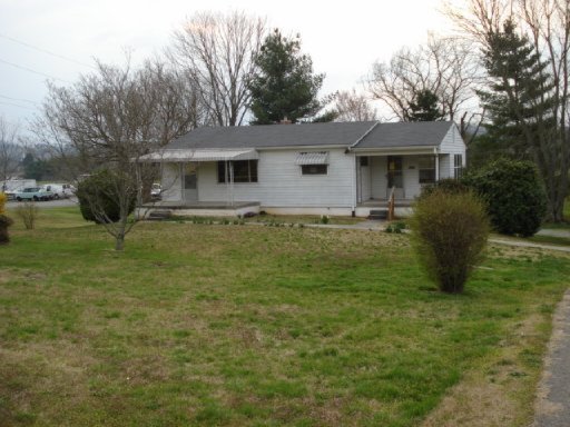 10016 Rutledge Pike Corryton, TN 37721 - Photo 1 of 1 Primary Photo