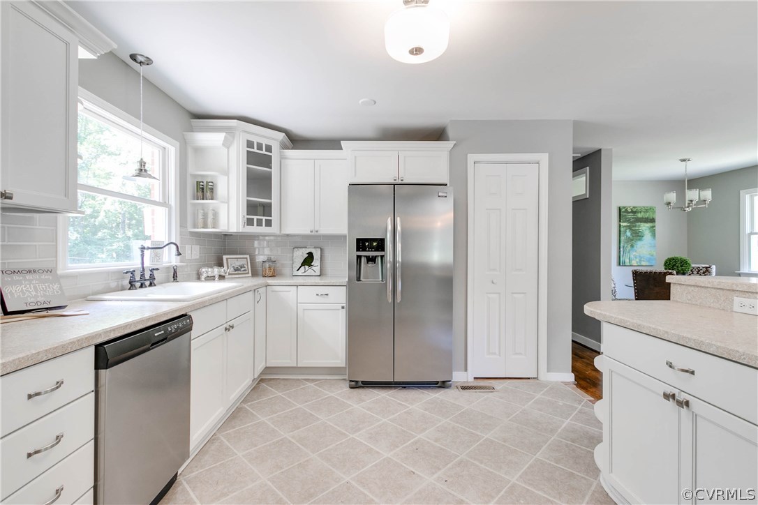 14509 Michaels Ridge Road Midlothian, VA 23113 - Photo 7 of 34 Kitchen with SS appliances