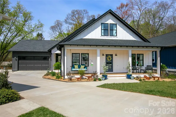 $899,000 | 71 Hidden Pond Lane, Brevard, NC 28712