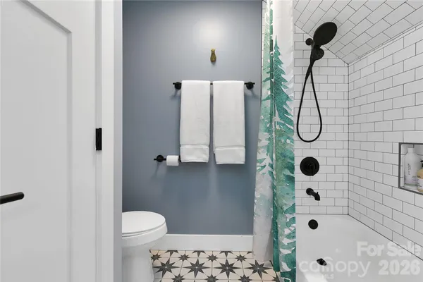 $899,000 | 71 Hidden Pond Lane, Brevard, NC 28712