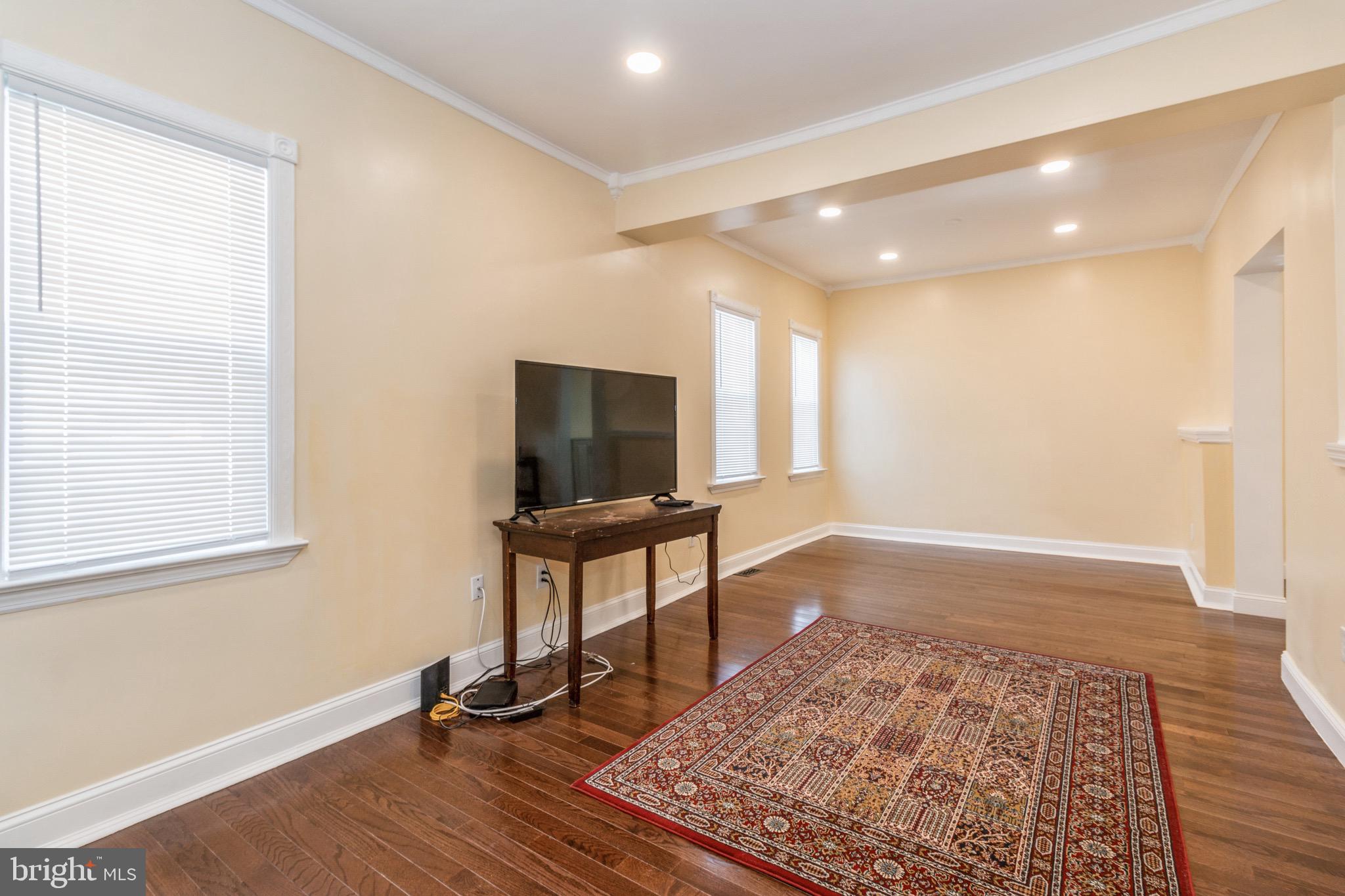 143 Garfield Avenue Clementon, NJ 08021 - Photo 4 of 25