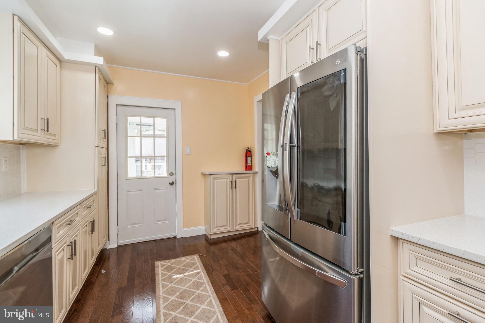 143 Garfield Avenue Clementon, NJ 08021 - Photo 10 of 25