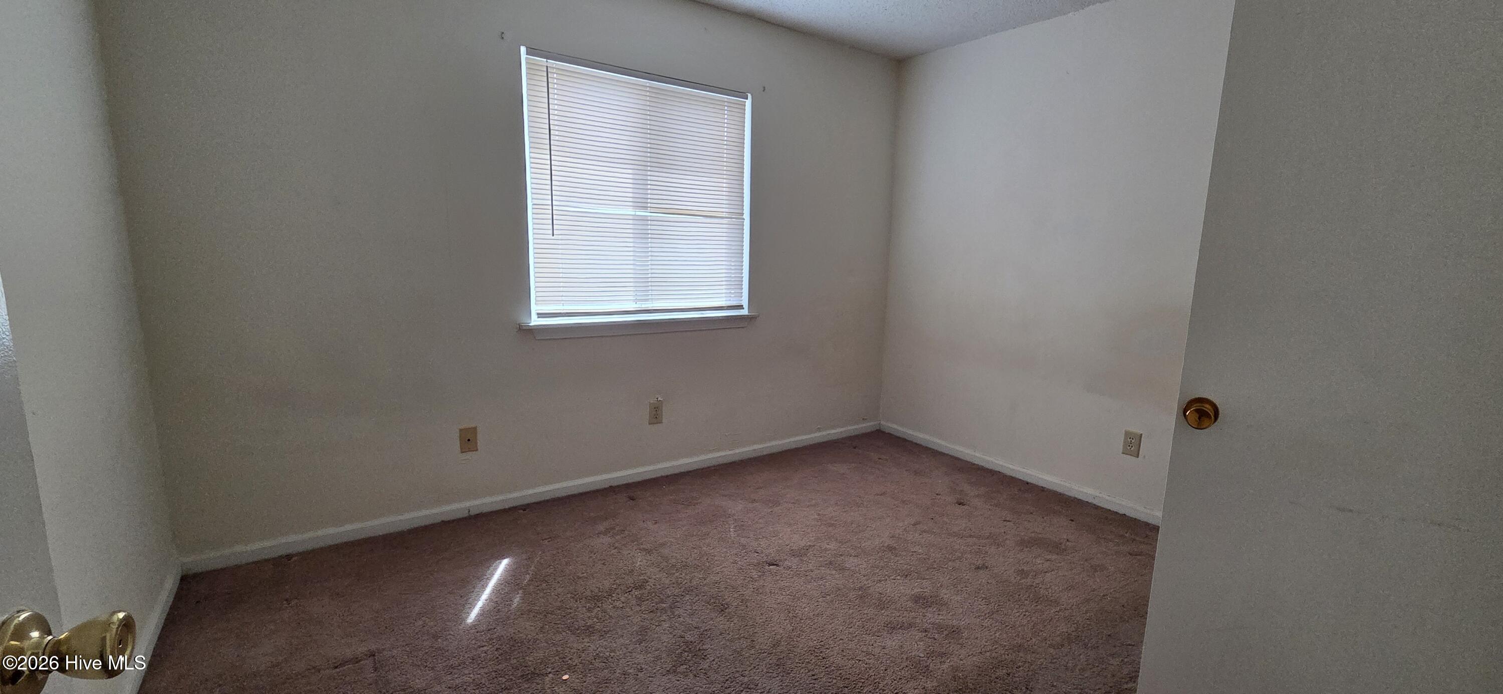 90 Balsam Road Jacksonville, NC 28546 - Photo 7 of 11 Bedroom 1