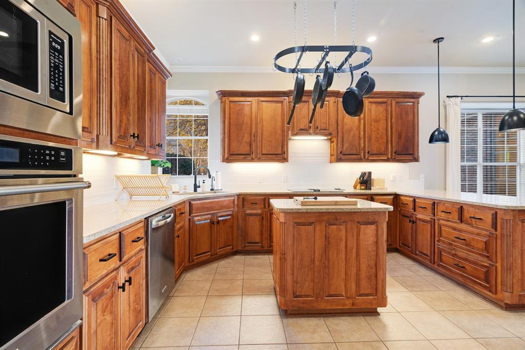 390 Timber Lakes Drive Powderly, TX 75473 - Photo 8 of 40