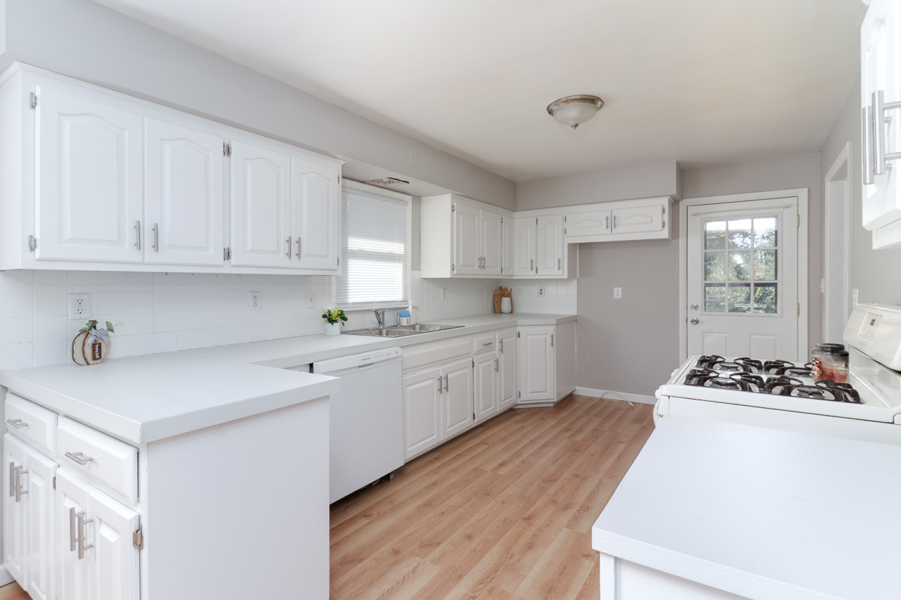 105 Reservoir Road Pekin, IL 61554 - Photo 17 of 33 Gallery Image 17