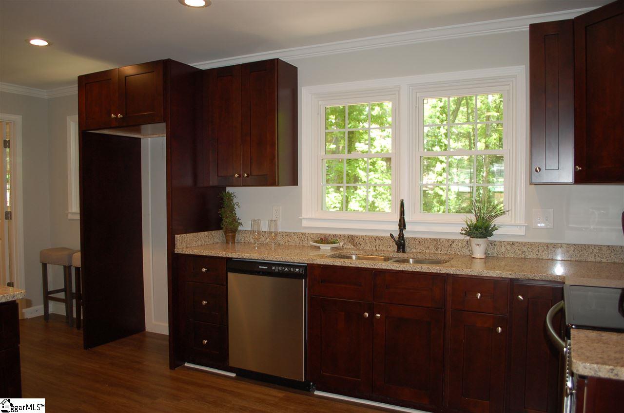 514 Edwards Mill Road Taylors, SC 29687 - Photo 13 of 31 Gallery Image 13