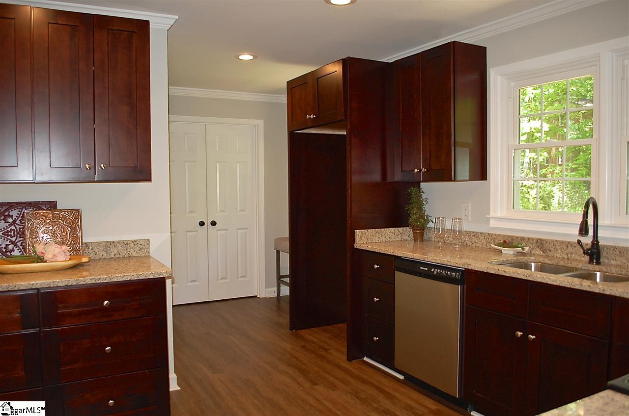 514 Edwards Mill Road Taylors, SC 29687 - Photo 16 of 31 Gallery Image 16