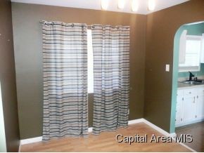 2160 East Converse Street Springfield, IL 62702 - Photo 5 of 17