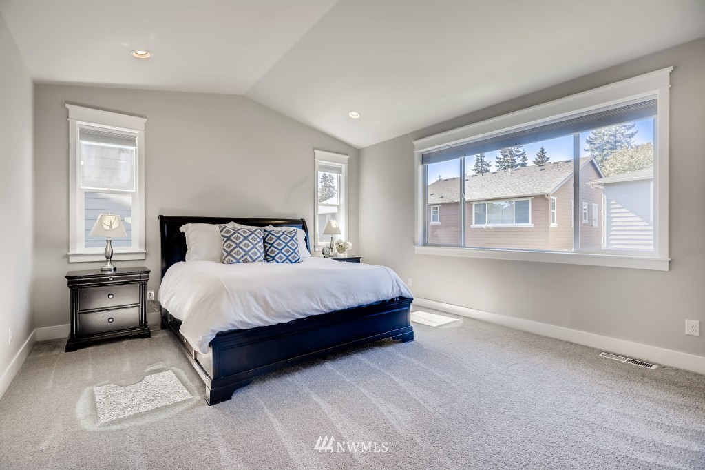 269 Graham Avenue Southeast Renton, WA 98059 - Photo 21 of 36