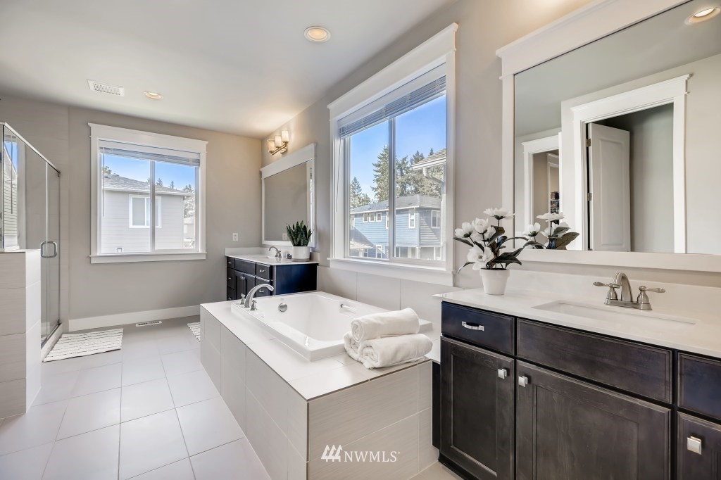 269 Graham Avenue Southeast Renton, WA 98059 - Photo 23 of 36