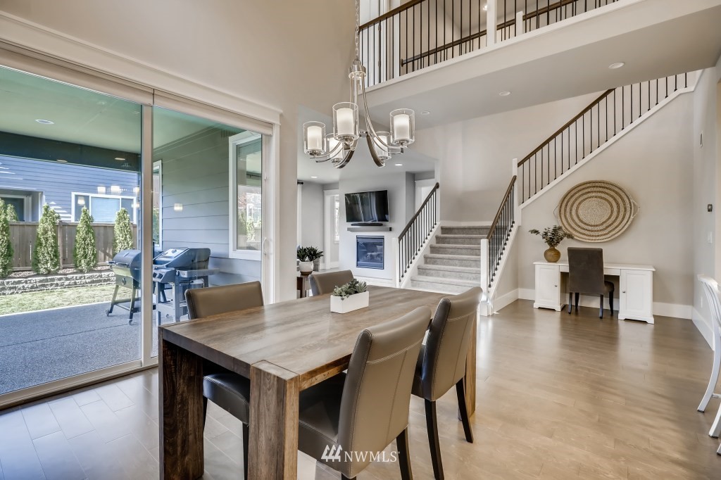 269 Graham Avenue Southeast Renton, WA 98059 - Photo 10 of 36