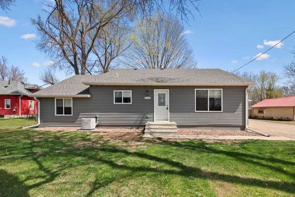 $221,000 | 216 North Casey Street, Darwin, MN 55324