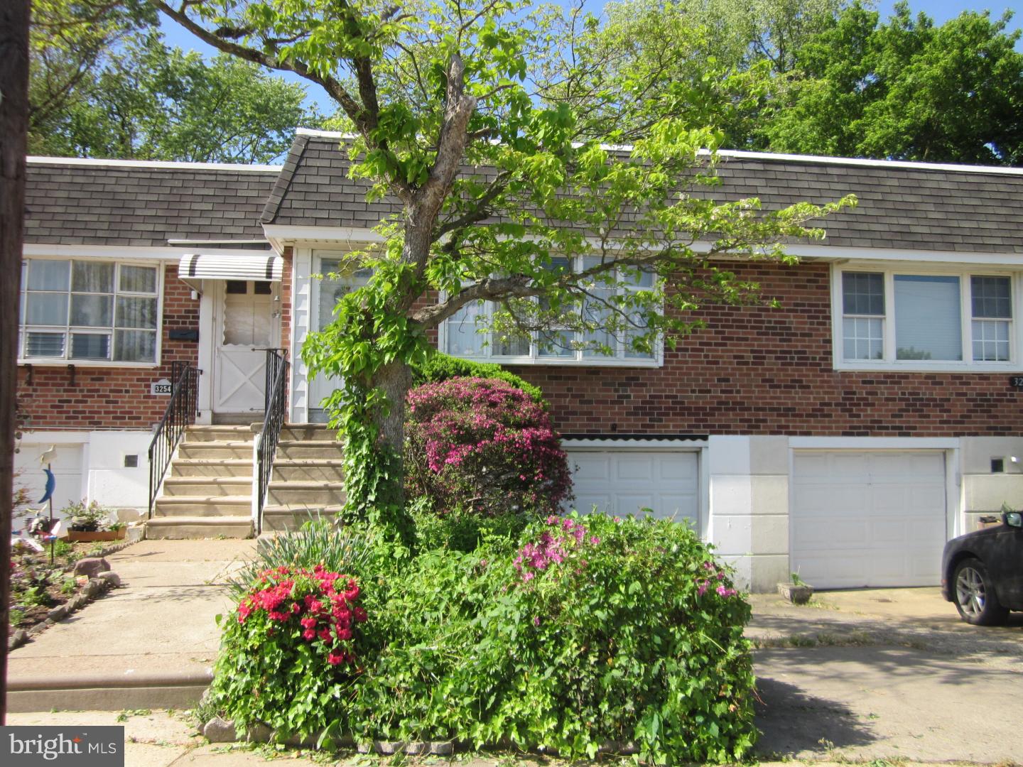3252 Tara Road Philadelphia, PA 19154 - Photo 1 of 13