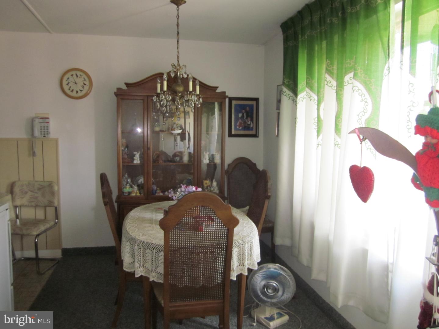 3252 Tara Road Philadelphia, PA 19154 - Photo 4 of 13