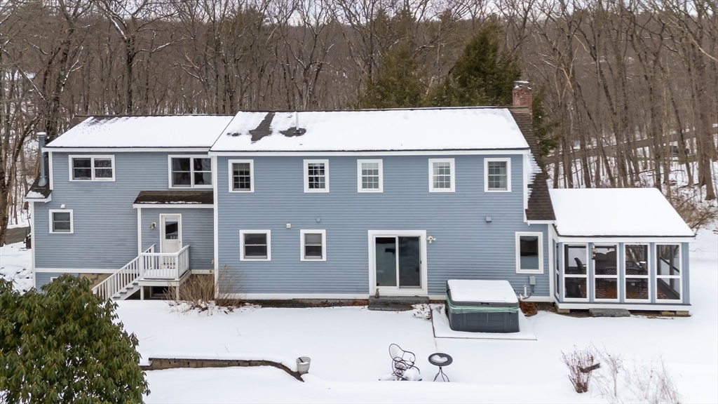 31 Hillside Road Boxford, MA 01921 - Photo 5 of 42 Gallery Image 5