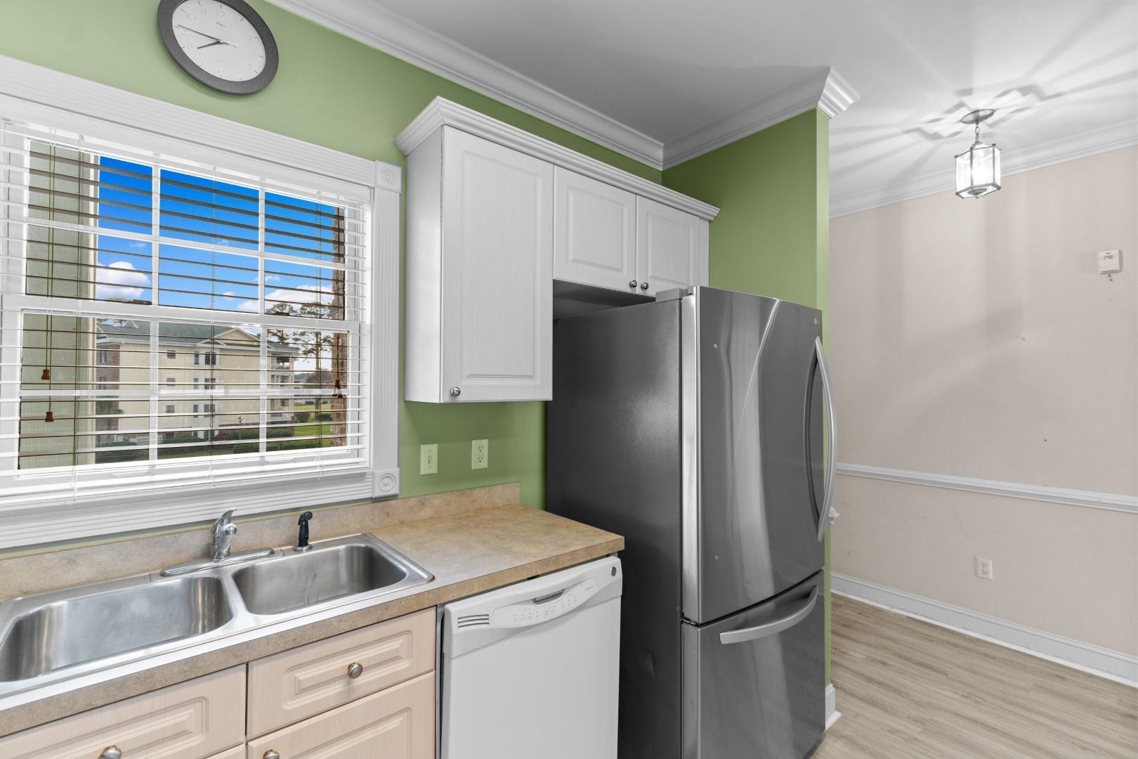 4895 Luster Leaf Circle, Unit 303 Myrtle Beach, SC 29577 - Photo 8 of 40