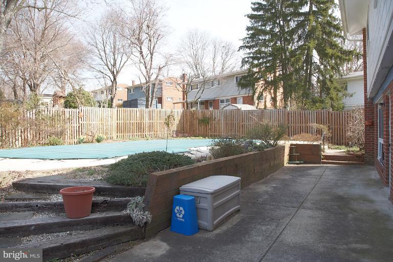 12821 Dean Road Silver Spring, MD 20906 - Photo 10 of 11 Exterior (Rear)