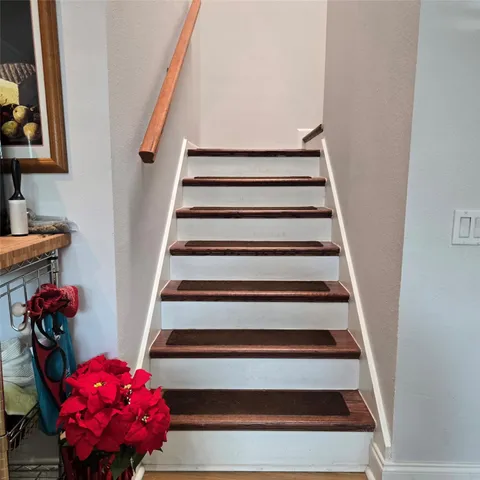 $2,150 | 1514 Prairie Grove Drive, Unit 7, Houston, TX 77077