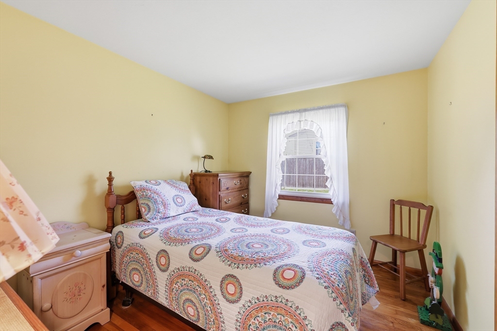 240 Pasco Road Springfield, MA 01151 - Photo 10 of 13