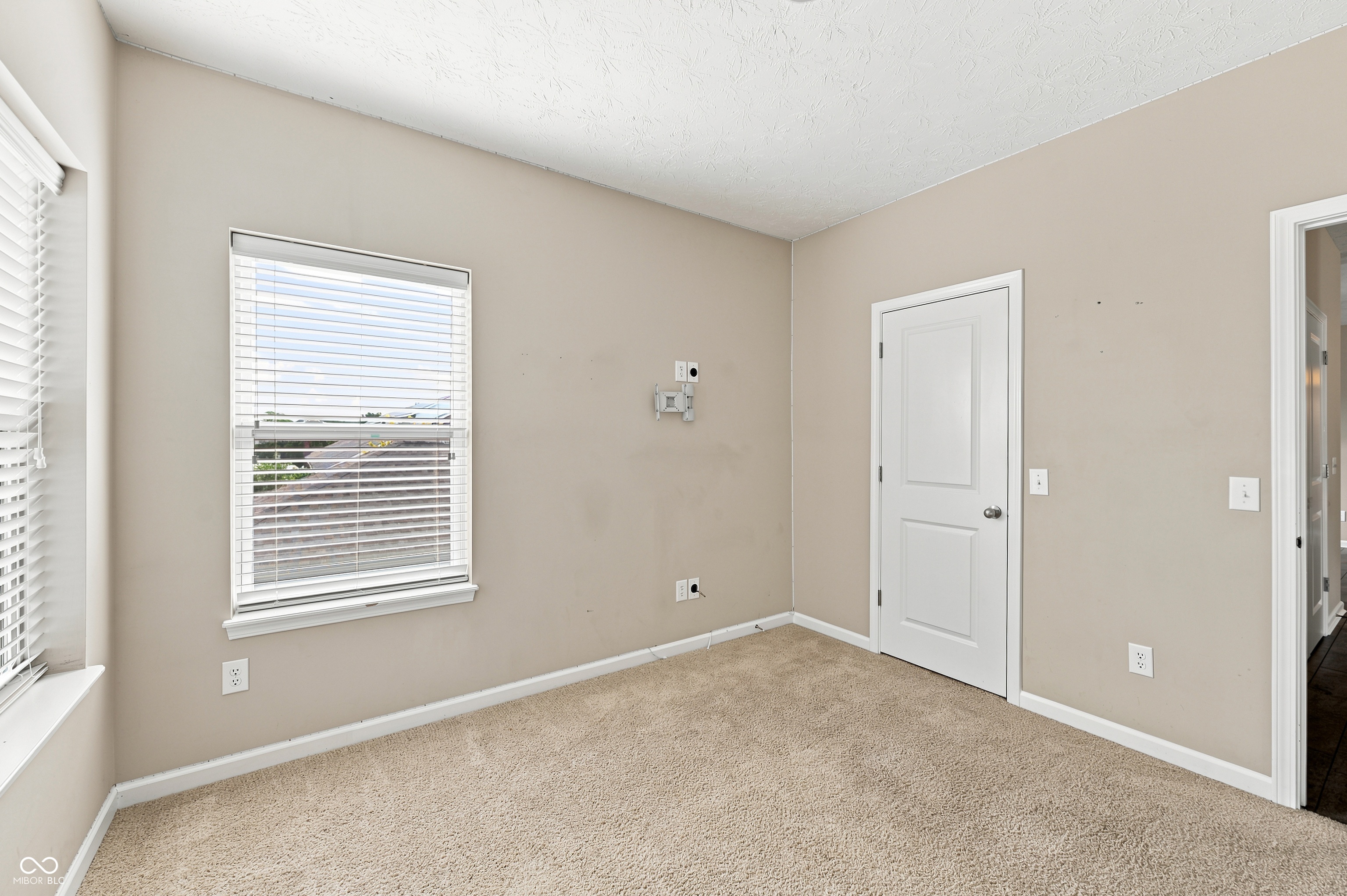 9124 Hawkins Road Indianapolis, IN 46216 - Photo 36 of 52
