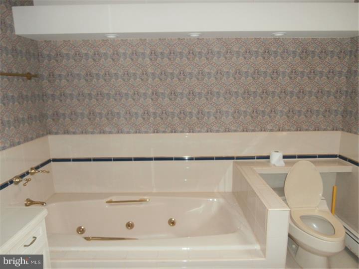 193 Ridgeview Circle Princeton, NJ 08540 - Photo 8 of 25