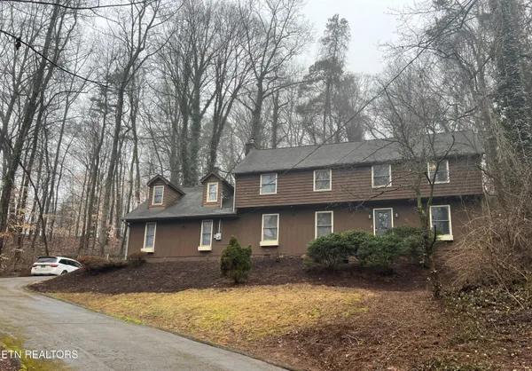 $499,000 | 2529 Tall Pine Lane Southwest, Knoxville, TN 37920